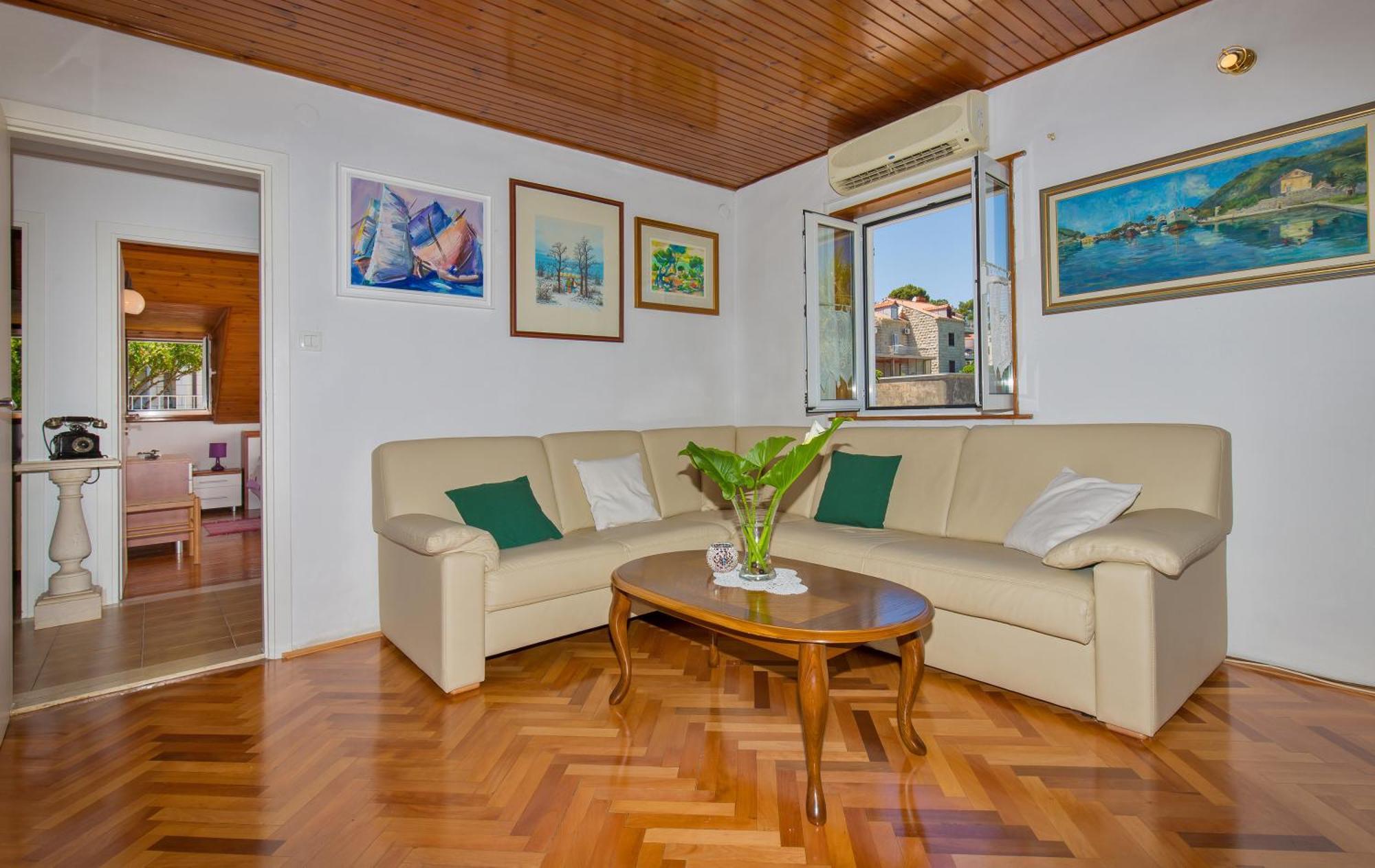 Apartment Marija Lapad *